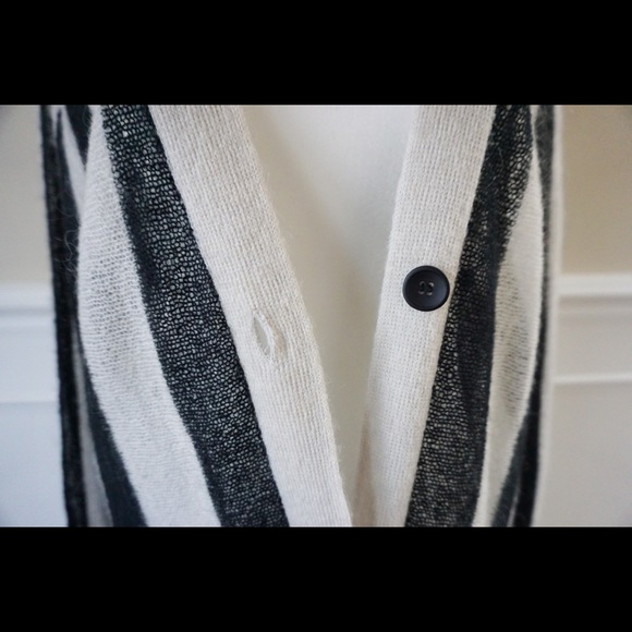 ⚡️SALE! BNWT mohair wool vertical stripe cardigan - Picture 6 of 12